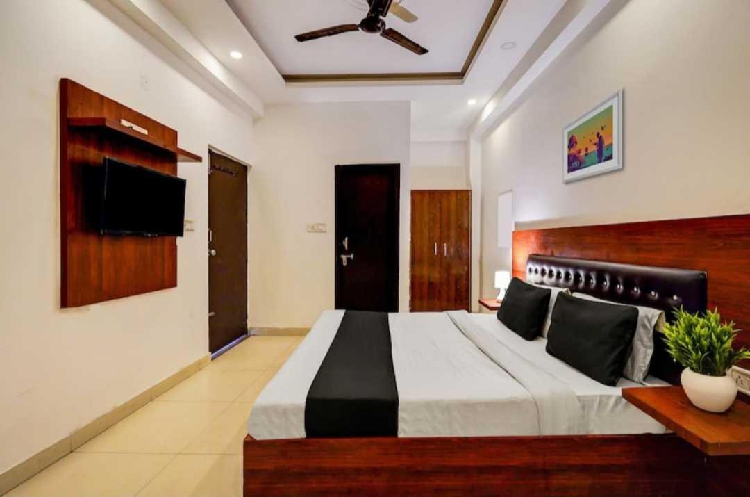 Hotel O Anshu B&B Νέο Δελχί Εξωτερικό φωτογραφία