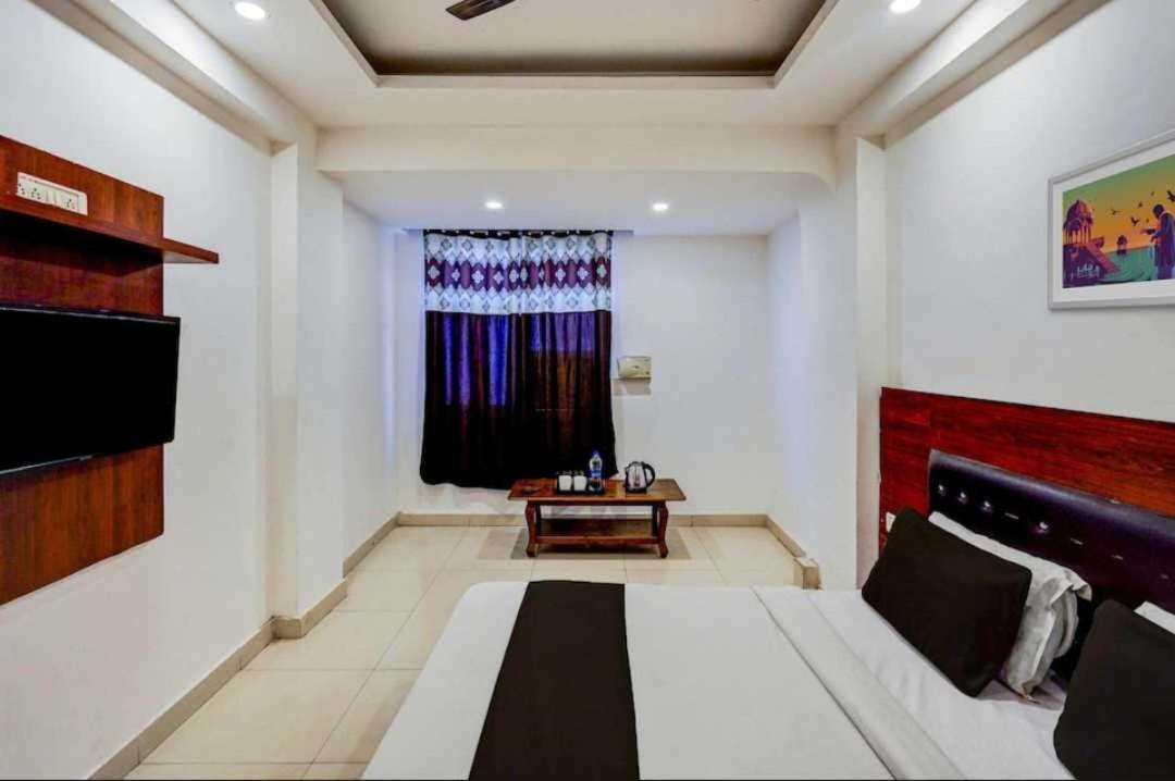 Hotel O Anshu B&B Νέο Δελχί Εξωτερικό φωτογραφία